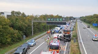 Zwei Tote Bei Unfall Auf A Bei Heidelberg Autobahn Gesperrt