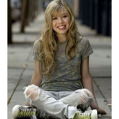 127 curtidas 1 comentários Jennette McCurdy jennette mccurdy no