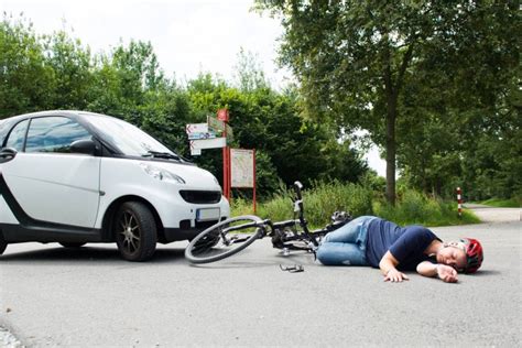 Road Accidents What To Do And How To Help