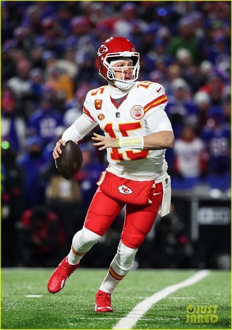 Patrick Mahomes Surpasses A Playoff Record Previously Held By Tom Brady