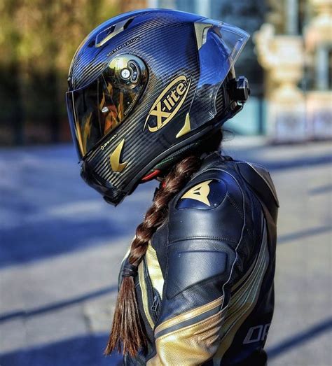 Pin By Floyd Puller On Moto Leather Motorcycle Babes Biker Outfit