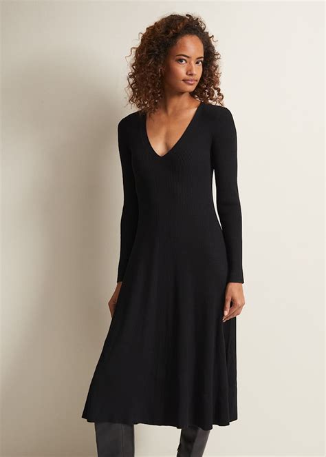 Black Fit And Flare Dress With V Neck And Long Sleeves Phase Eight