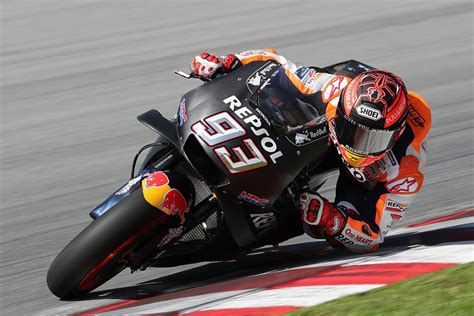 FuelUniverse Márquez encabeza el primer día de pruebas en Sepang