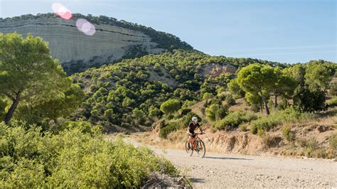 Siete Rutas En Bici Para Recorrer La Bardena Aragonesa