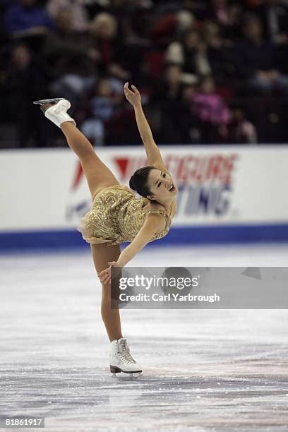 Michelle Kwan Skating Photos and Premium High Res Pictures - Getty Images