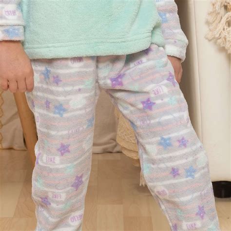 Pijama Infantil Coralina Estampada Kinanit