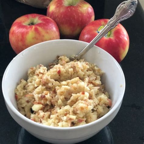 Top 10 Healthy Raw Vegan Snacks To Enjoy In 2020