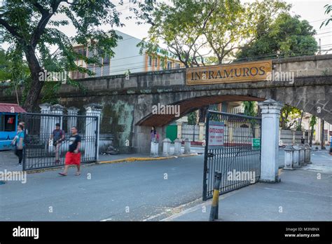 Entrance Gate Intramuros Hi Res Stock Photography And Images Alamy