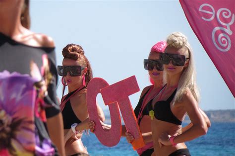 Wie/wat/waar? Beroemdheden op Ibiza! - Ibiza Gevoel