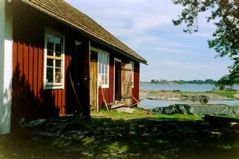 Båthus i Sankt Anna skärgård östra Östergötland