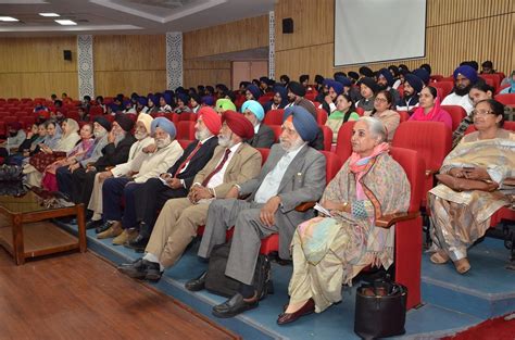 Guru Nanak Dev University, Amritsar: Placement, Admission 2024, Course ...