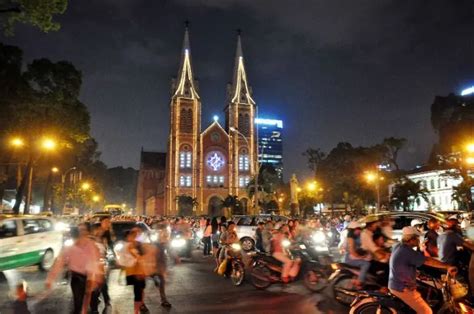 Things To Do In Ho Chi Minh City HCMC Saigon On Christmas Time