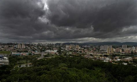 Chuva Frio E Ventos Fortes Em Jundia Confira A Previs O Do Tempo