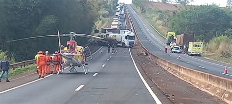 Duas Pessoas Ficam Feridas Em Acidente Na Mg Em Uberaba