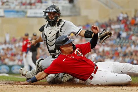 Seby Zavala Creates A White Sox Catcher Crunch Unless Yasmani Grandal