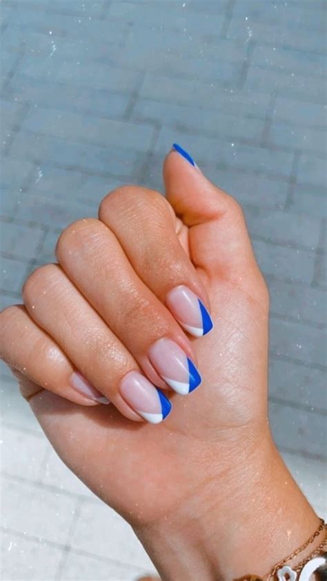 Blue And White Nail Ideas Blue And White Nails Homecoming Nails Blue French Tip Acrylic Nails