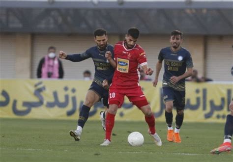 لیگ برتر فوتبال گل گهر و پرسپولیس فقط یک نیمه بازی کردند تساوی به سود