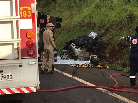 Colisão Entre Carro E Caminhão Deixa Uma Pessoa Morta Na Br 373 Cgn