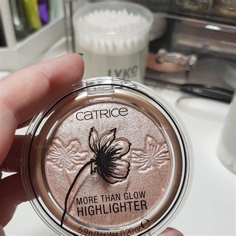 Catrice More Than Glow Highlighter 020 | lyko.com