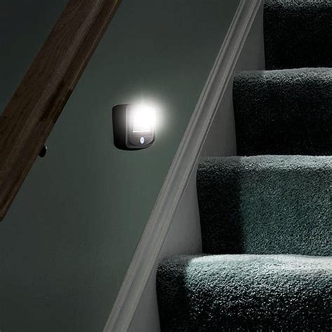 Mr Beams Outdoor 35 Lumen Battery Powered Motion Activated Integrated Led Stepdeckstair Light