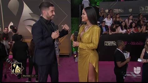 Los Pechos D De Natti Natasha Deslumbraron La Alfombra Roja De