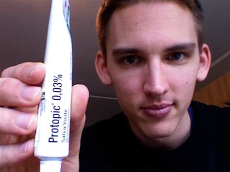 Exfoliative Cheilitis Blog: Protopic 0,03% Trial - Day 1-25 Summary