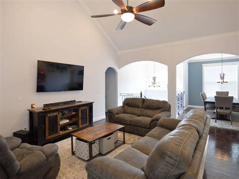 NEW LISTING!! WOW! This... - Home Marketing Group