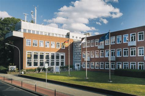 Bremen University of Applied Sciences HSB - Maritime Degree Programs