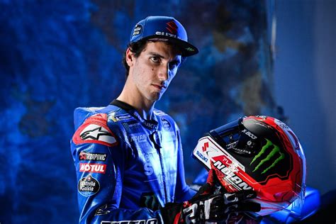 El Team Suzuki Ecstar Se Rearma Para La Reconquista Canariasenmoto