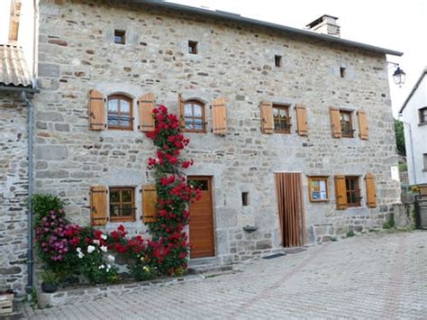 La Ferme des Deux Vallées Chambres d hôtes Auvergne Destination