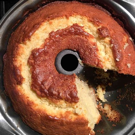 Grandmas Sour Cream Pound Cake Recipe