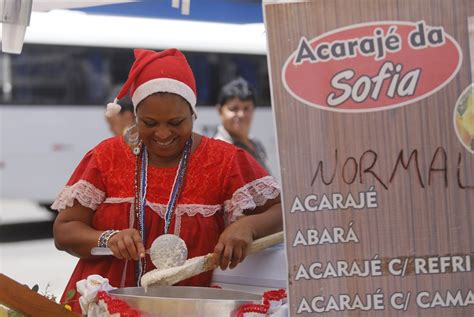 Jornal Correio Ambulantes feirantes e baianas de acarajé terão