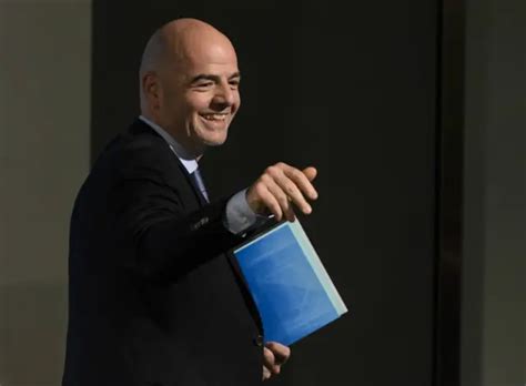 Qui N Es Gianni Infantino El Suizo Que Reemplaza A Sepp Blatter Como