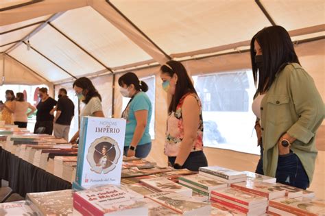 Feria Nacional Del Libro Trae Tendido De Libros En El Centro Cultural