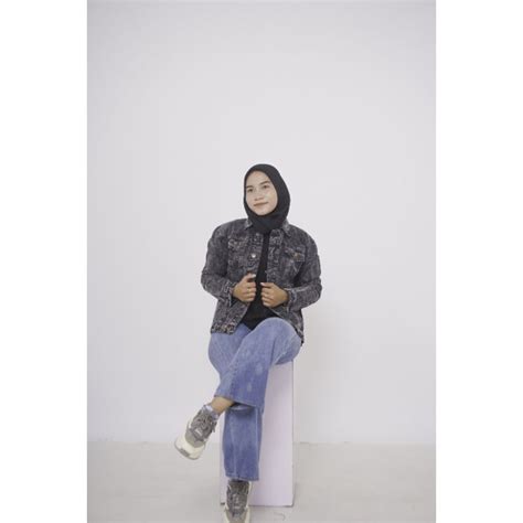 Jual Jaket Jeans Wanita Terbaru Warna Snow Black Denim Mantel Cewek