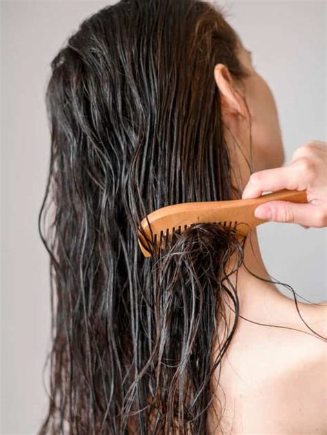 how to exfoliate scalp naturally at home