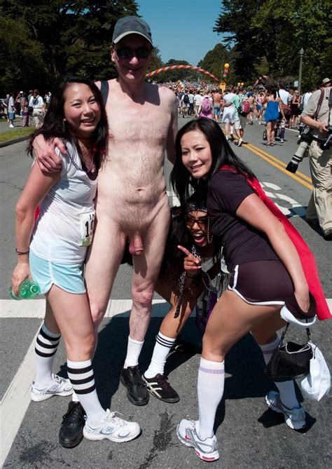 Nude In Public Vol Porn Pic