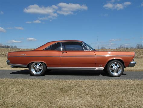 Ford Fairlane 500 XL - Information and photos - MOMENTcar