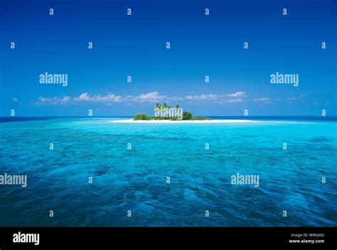 Tropical Desert Island Maldives Indian Ocean Asia Stock Photo Alamy