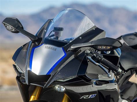 2021 Yamaha YZF R1M MC Commute Review Gallery MotorCycle News