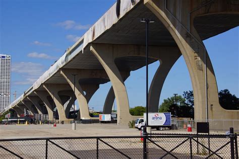 Daniel Webster Hoan Memorial Bridge (Milwaukee, 1973) | Structurae