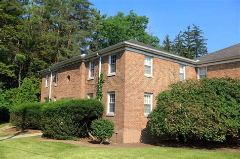 Brooklane Apartments 2250 N Triphammer Rd Ithaca Ny 14850 Realtor