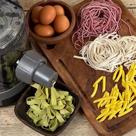 Máquina para hacer pastas y fideos eléctrica Pasta Maker Davoli