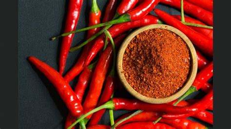 Red Chili Uses Advantages And Side Effects Explained