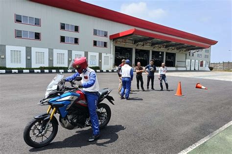 Gencarkan Edukasi Safety Riding Private Astra Motor Bali Sasar