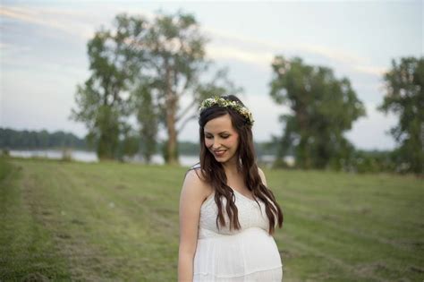 Whimsical Maternity Photos Raising Roberts