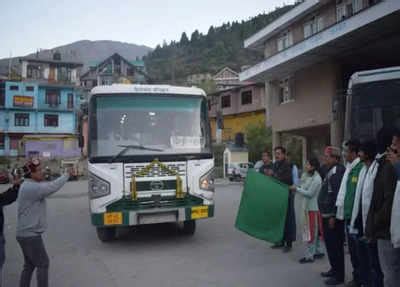 Delhi To Leh Bus Service Resumes Today After Months India News