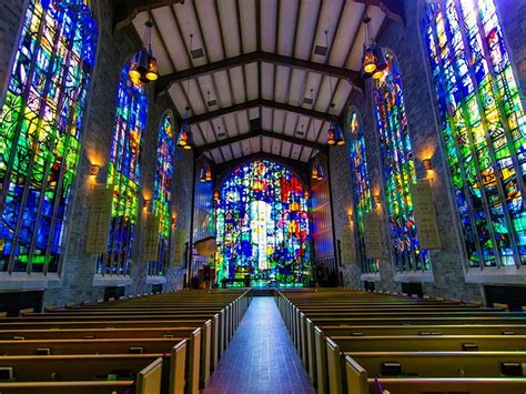 Check Out These 13 Insanely Beautiful College Chapels