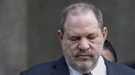 El juez confirma los cargos a Harvey Weinstein y su juicio está más cerca