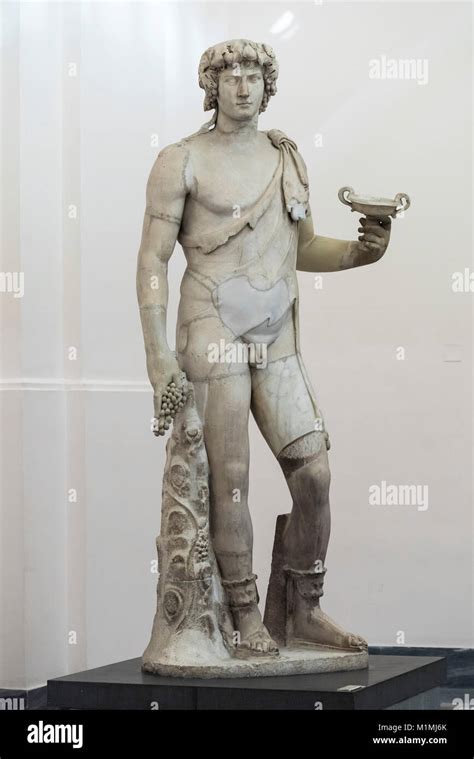 Neapel Italien Antinous Bacchus römische Skulptur 2 Jahrhundert n